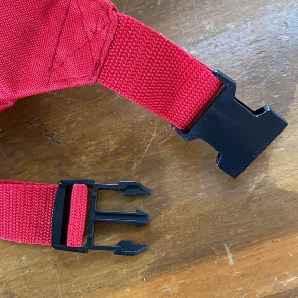 Pokey O’s Cookies & Ice Cream Red Belly Waist Bag - Picture 4 of 8